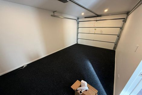 Photo of property in 16 Jade Avenue, Pakuranga Heights, Auckland, 2010