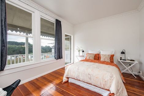 Photo of property in 143 Tasman Street, Mount Cook, Wellington, 6021