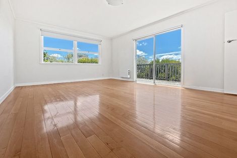 Photo of property in 2/102 Verran Road, Birkdale, Auckland, 0626