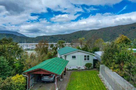 Photo of property in 62 Main Rd Havelock, Havelock, 7100