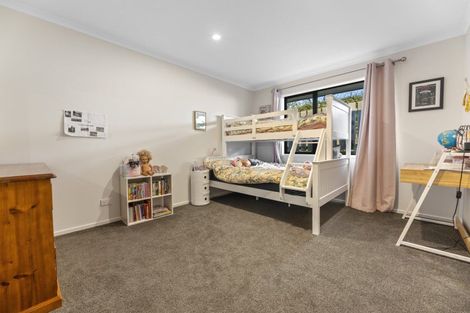 Photo of property in 18 Goddard Way, Sawyers Bay, Port Chalmers, 9023