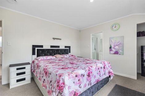 Photo of property in 56 Fairview Place, Te Puke, 3119
