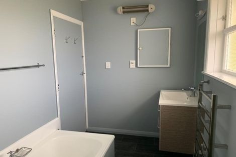 Photo of property in 18 Tarawa Street, Paekakariki, 5034