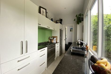 Photo of property in 43 Rawhiti Road, One Tree Hill, Auckland, 1061