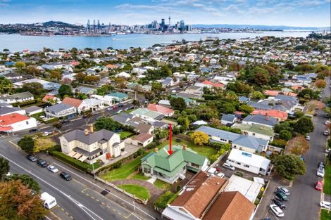 Photo of property in 159 Victoria Road, Devonport, Auckland, 0624