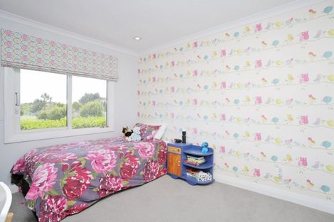 Photo of property in 107 Taiepa Road, Otatara, Invercargill, 9879