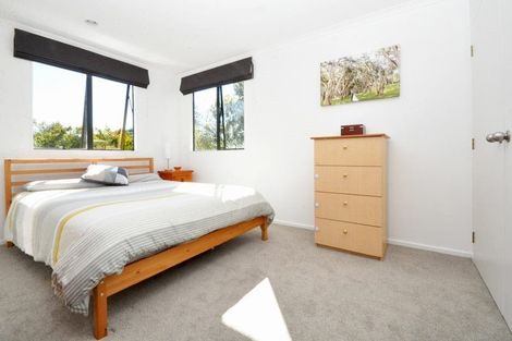 Photo of property in 18 Blumhardt Place, Avondale, Auckland, 1026
