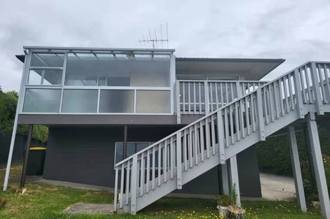 Photo of property in 832 East Coast Road, Oteha, Auckland, 0630