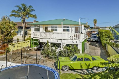 Photo of property in 30 Gardner Avenue, New Lynn, Auckland, 0600