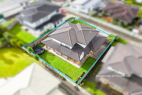 Photo of property in 18 Midhurst Avenue, Henderson, Auckland, 0612