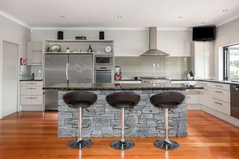 Photo of property in 1125a Glenbrook Road, Glenbrook, Waiuku, 2681