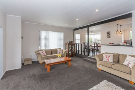 Photo of property in 4 Webb Avenue, Levin, 5510