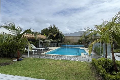 Photo of property in 2 Taimoana Close, Mangawhai Heads, Mangawhai, 0505