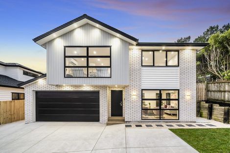 Photo of property in 11 Tawapou Close, Massey, Auckland, 0614