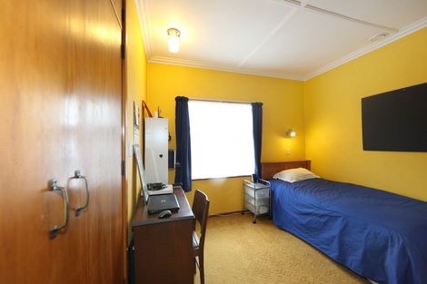 Photo of property in 213 Mcleod Street, Camberley, Hastings, 4120