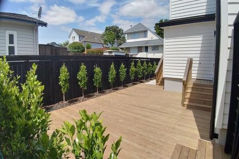 Photo of property in 20b Garland Road, Greenlane, Auckland, 1061