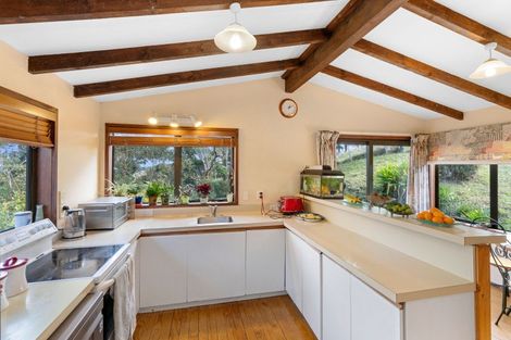 Photo of property in 35 Old Coach Road, Otaki, 5512