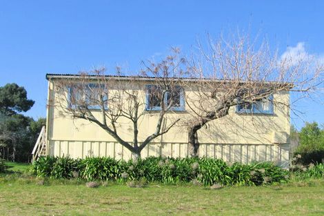 Photo of property in 43 Riverview Road, Cooks Beach, Whitianga, 3591