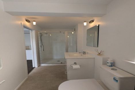 Photo of property in 32 Upland Road, Kelburn, Wellington, 6012