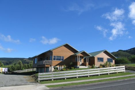 Photo of property in 61 Kirton Drive, Riverstone Terraces, Upper Hutt, 5018