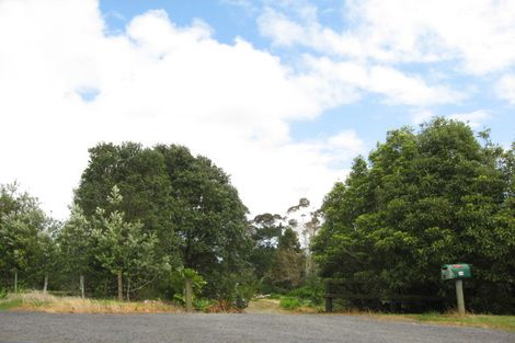 Photo of property in 54 Puke Road, Kumeu, 0891