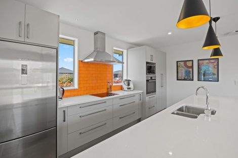 Photo of property in 27 Pegasus Main Street, Pegasus, 7612