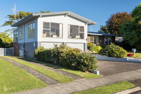 Photo of property in 8 Tynan Street, Te Puke, 3119