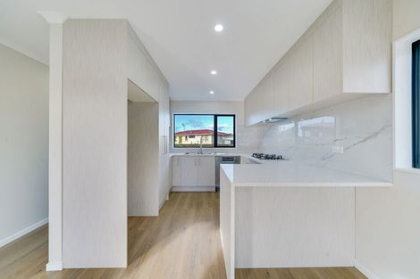 Photo of property in 4/174b Clevedon Road, Papakura, 2110