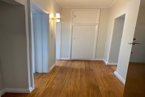 Photo of property in 4/1 Earls Terrace, Mount Victoria, Wellington, 6011