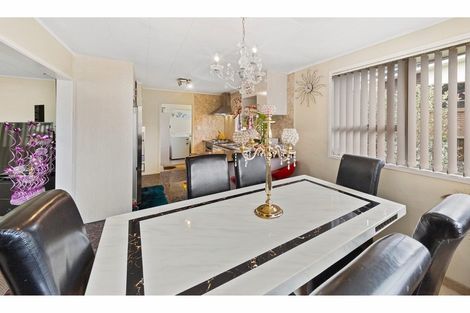 Photo of property in 16a Mclean Avenue, Papatoetoe, Auckland, 2025