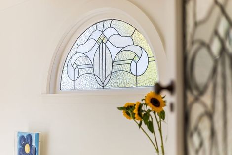 Photo of property in 103 Muritai Road, Eastbourne, Lower Hutt, 5013