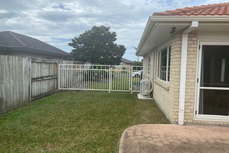 Photo of property in 18 Kahira Crescent, Papamoa Beach, Papamoa, 3118
