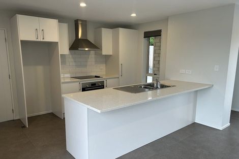 Photo of property in 7b Yeoman Place, Howick, Auckland, 2014