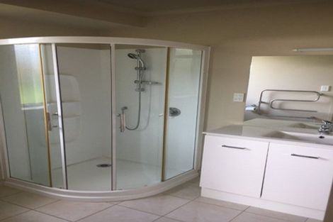 Photo of property in 24 Te Arai Point Road, Te Arai, Wellsford, 0975