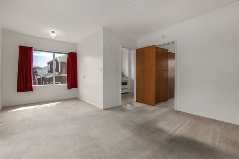 Photo of property in 15/154 Onepu Road, Lyall Bay, Wellington, 6022