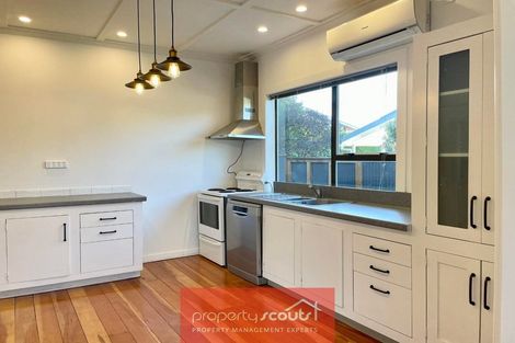 Photo of property in 29 Cutfield Road, New Plymouth, 4310