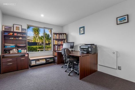 Photo of property in 74 Aston Drive, Waimairi Beach, Christchurch, 8083