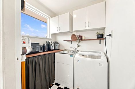 Photo of property in 24 Barrowclough Street, Hoon Hay, Christchurch, 8025