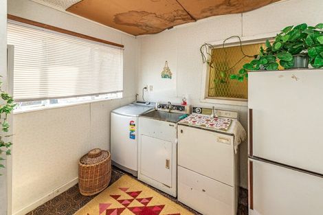 Photo of property in 11 Field Street, Aramoho, Whanganui, 4500