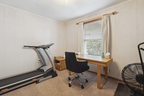 Photo of property in 21 Clevedon Road, Papakura, 2110