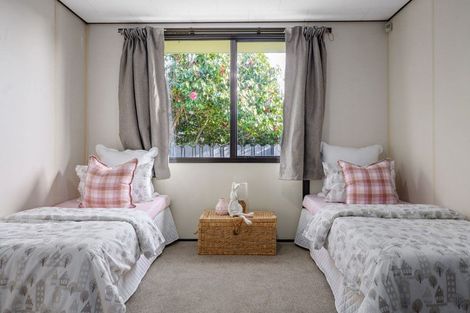 Photo of property in 38 Garland Drive, St Andrews, Hamilton, 3200