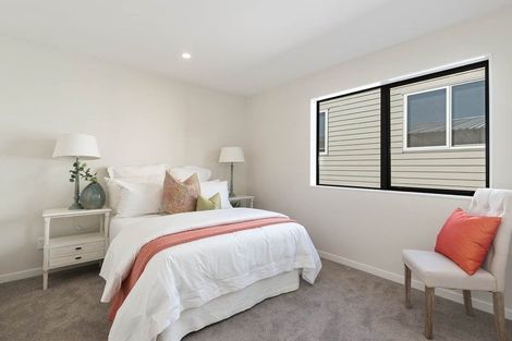 Photo of property in 32 Bounty Road, Long Bay, Auckland, 0630