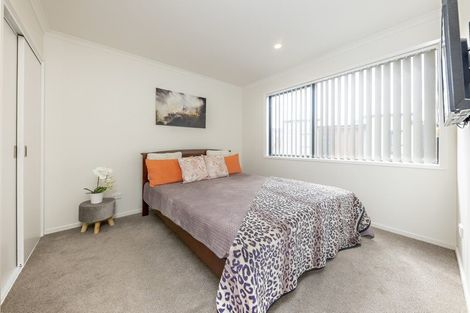 Photo of property in 12 Fermi Lane, Papakura, 2110