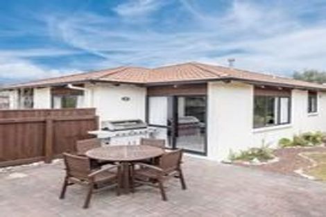 Photo of property in 5 Central Park, Paraparaumu Beach, Paraparaumu, 5032