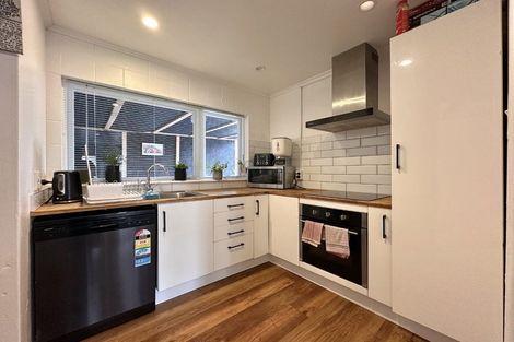 Photo of property in 5b William Booth Grove, Trentham, Upper Hutt, 5018