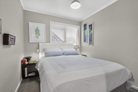 Photo of property in 250 Centreway Road, Orewa, 0931