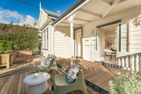 Photo of property in 29 Hastings Parade, Devonport, Auckland, 0624
