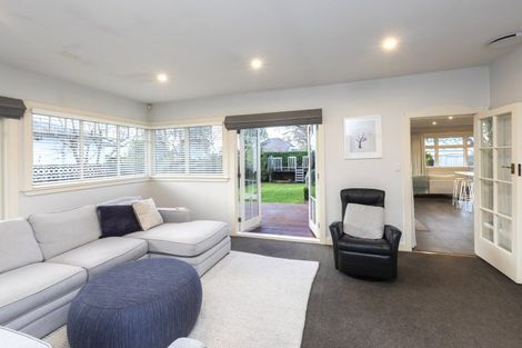 Photo of property in 10 Rayburn Avenue, Papanui, Christchurch, 8053