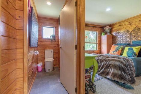 Photo of property in 10 Rowena Crescent, Motuoapa, Turangi, 3382