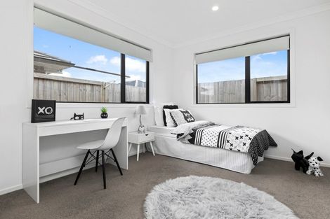 Photo of property in 2 Te Kio Crescent, Papamoa Beach, Papamoa, 3118